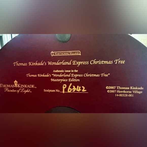 Thomas Kinkade Wonderland Express Christmas Tabletop Tree and Moving Trains - Picture 15 of 17